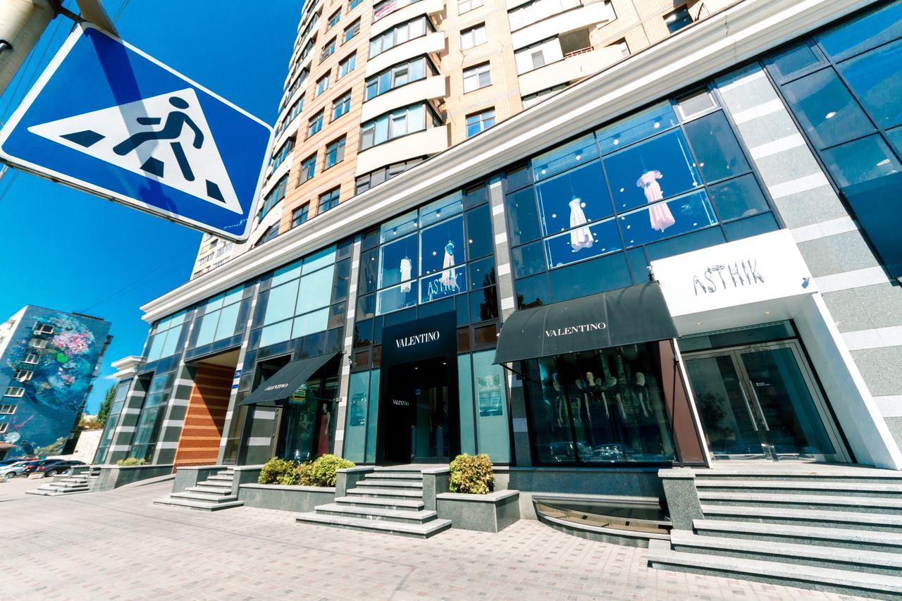 New Building Near Arena City Lesi Ukrainky 7A キエフ エクステリア 写真
